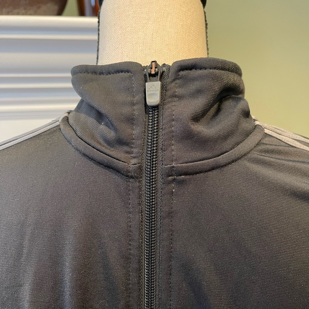Adidas men’s Small zip jacket - Picture 3 of 10